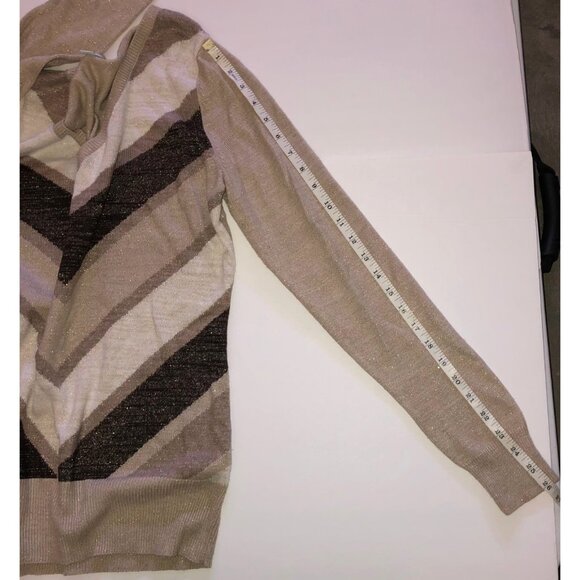 NEW YORK & CO.-. WOMENS LONG SLEEVE V-NECK PULLOVER SWEATER SIZE MEDIUM - Picture 4 of 6